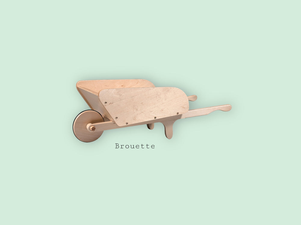 Brouette en bois